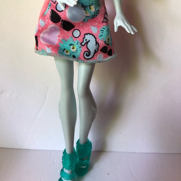 Monster High Doll Emoji LAGOONA BLUE Earrings Shoes Body head 2008, body 2016 - Picture 2 of 11